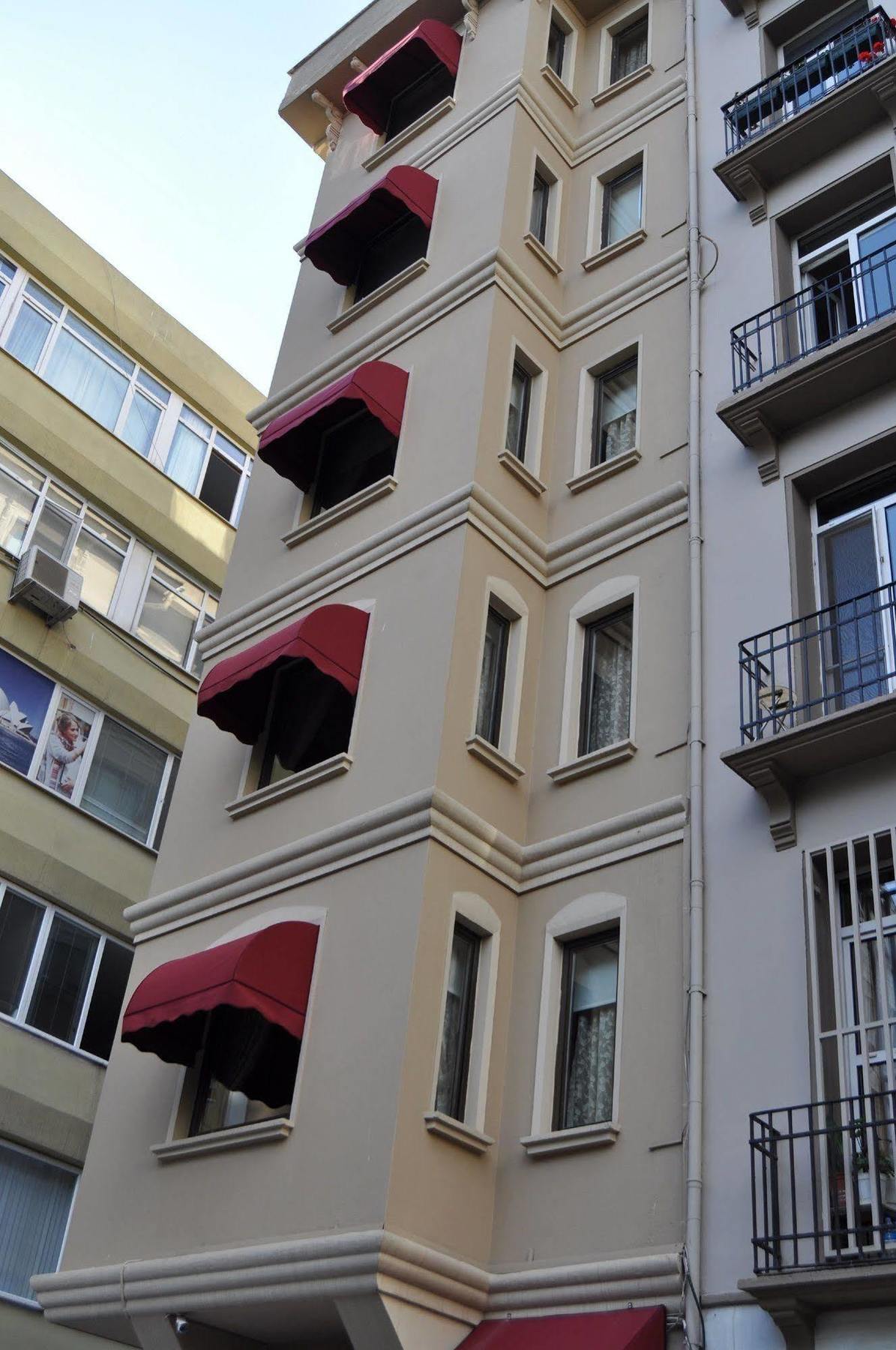 Away Suites Istanbul Exterior photo